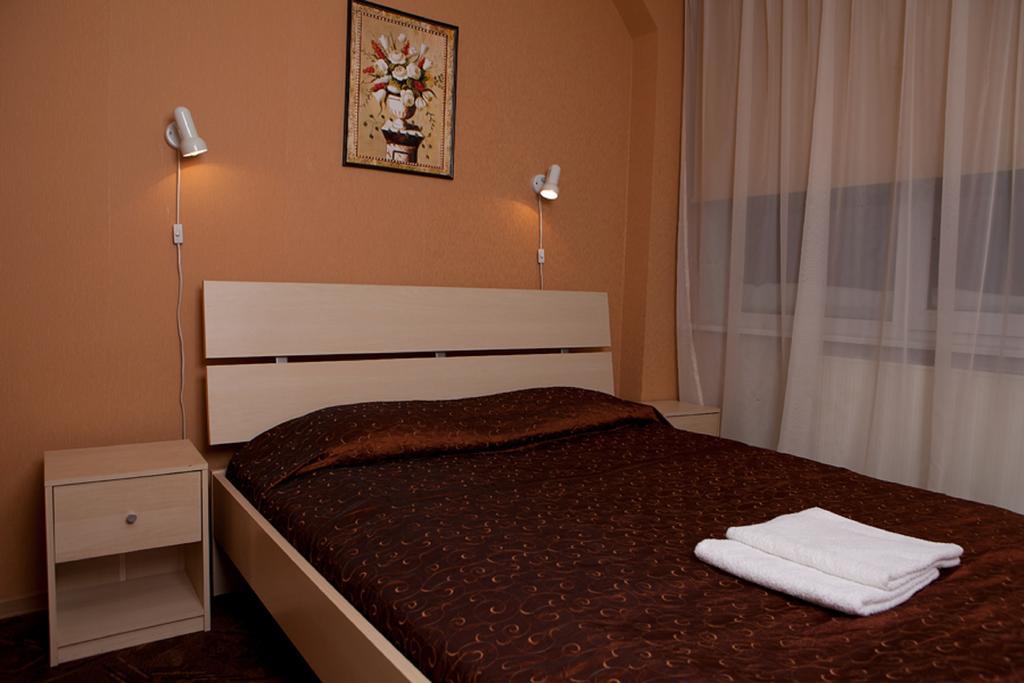 Eurohotel Maardu Rum bild