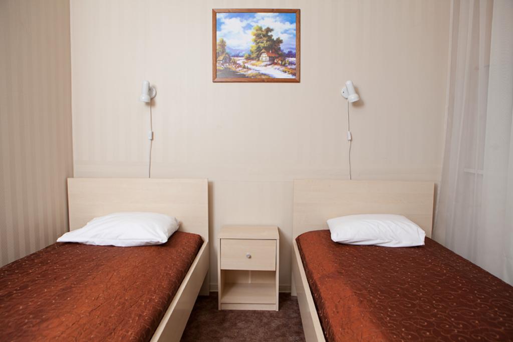 Eurohotel Maardu Rum bild
