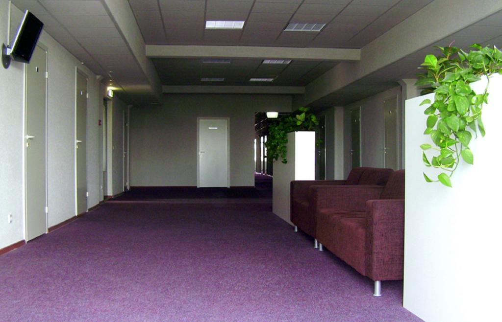 Eurohotel Maardu Exteriör bild